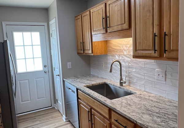 221 HIGHGATE CIR