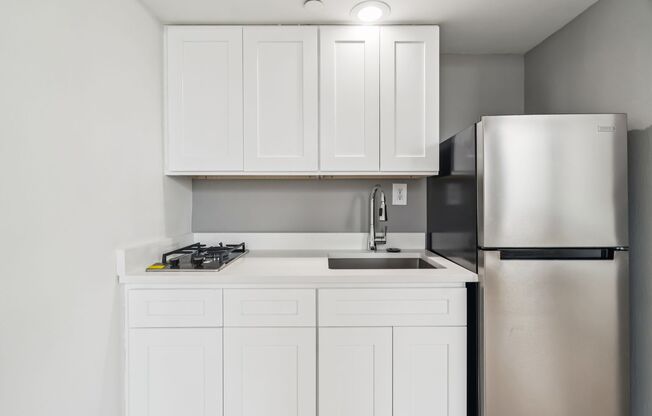 Studio, 1 bath, 336 sqft, $1,395, Unit 309