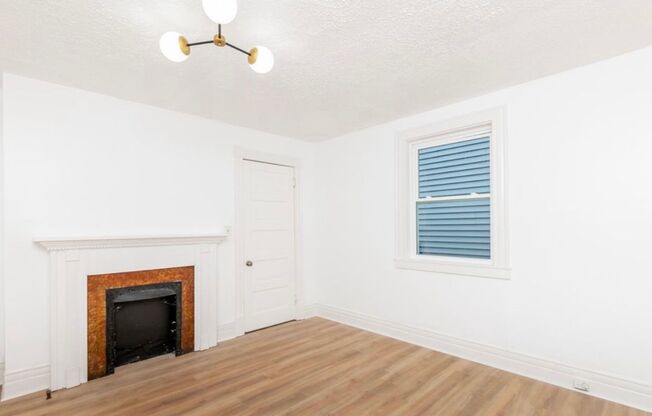 Charming 2BR/1BA Home in Shelby Park