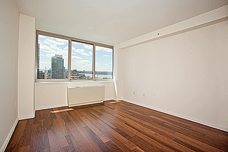 561 Tenth Ave