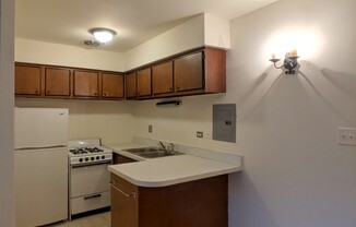 660 W Wrightwood Ave