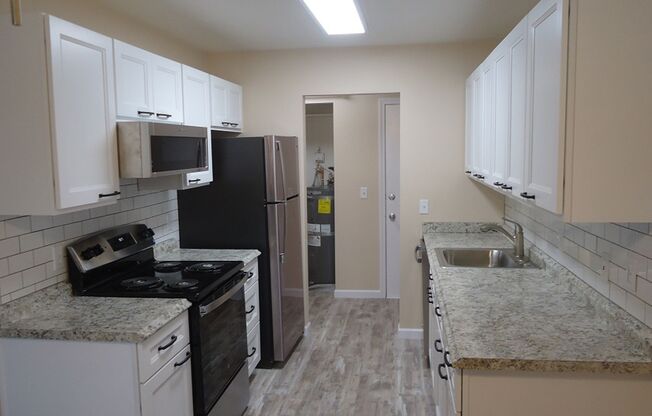 Glenview West Apartments