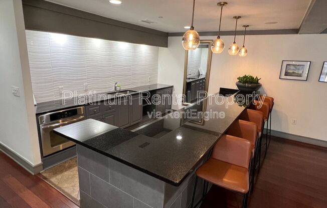 2 beds, 2 baths, 1,131 sqft, $2,200, Unit 617