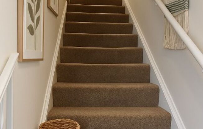 2 beds, 1.5 baths, 1,100 sqft, $1,771