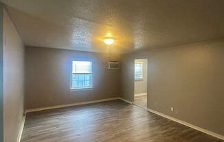 2 beds, 1 bath, 800 sqft, $899, Unit 710 C