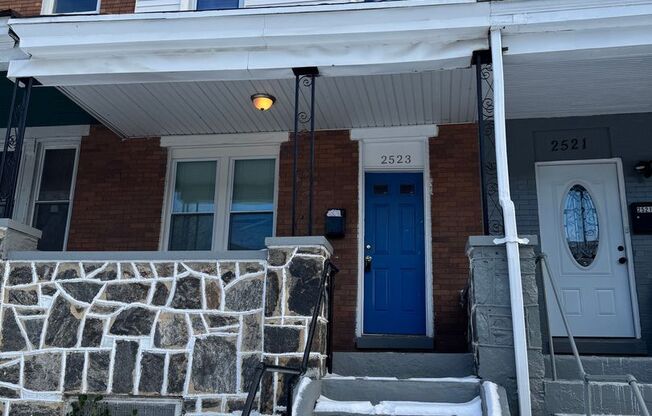 Charming row home in Baltimore City!