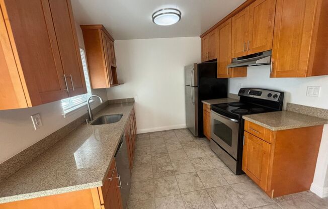 2 beds, 1 bath, $2,795, Unit Unit 08