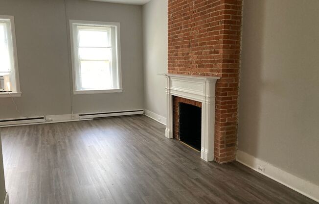 1 bed, 1 bath, 900 sqft, $1,349, Unit 50-6