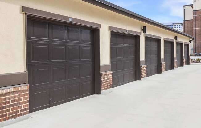 Garages Available at AMARA, Texas