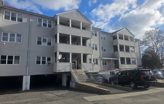 386 SUMMER ST