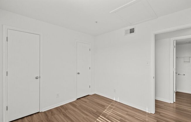 2 beds, 2 baths, 853 sqft, $1,400, Unit #370