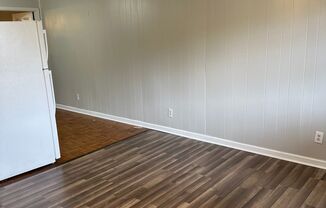 1 bed, 1 bath, 570 sqft, $700, Unit CS 76