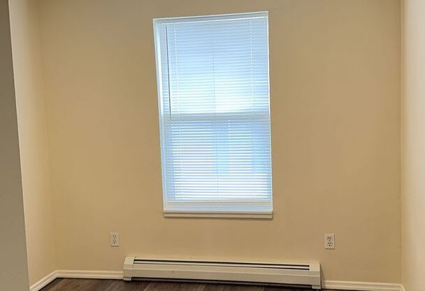 Redstone Group - 213 Show Place