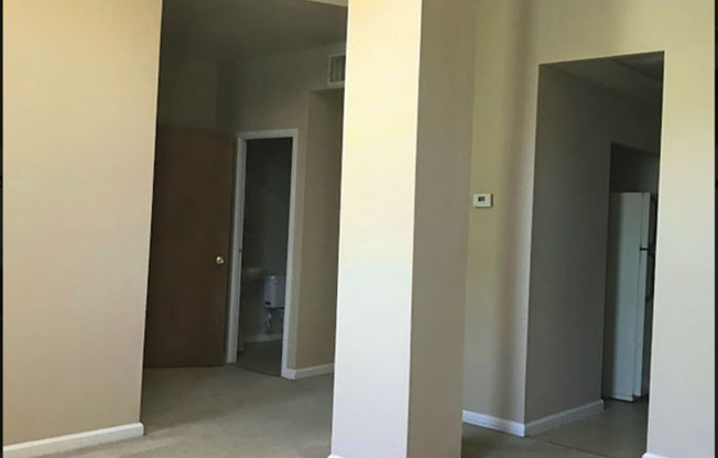 1 bed, 1 bath, 500 sqft, $800, Unit 114