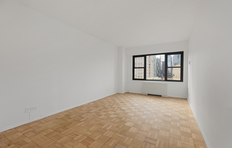 1 bed, 1 bath, 710 sqft, $6,000, Unit 35T