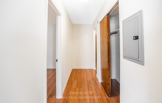 274 26 AVE