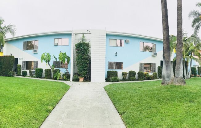 Eden Roc Apartments