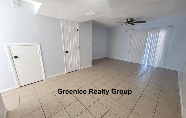 2BR/1.5BA Two-Story Condo in the Washington Square Community – Tampa