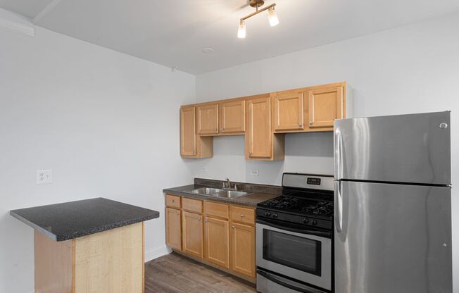 Studio, 1 bath, 278 sqft, $1,415, Unit 407