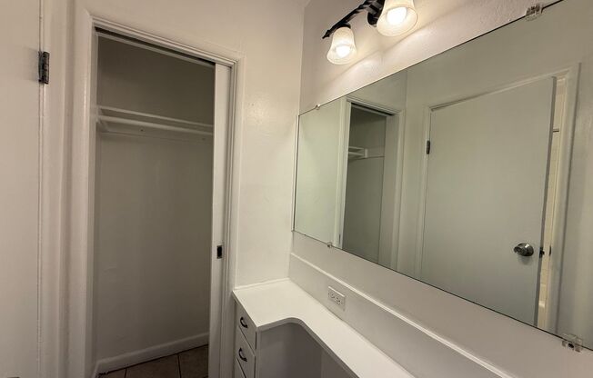 Studio, 1 bath, 400 sqft, $1,450, Unit I105