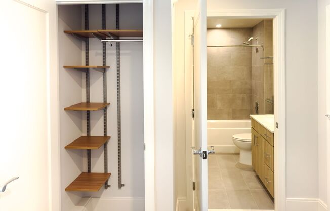 1 bed, 1 bath, $5,000, Unit 504