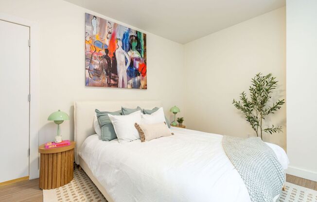 1 bed, 1 bath, 595 sqft, $2,076, Unit C-207