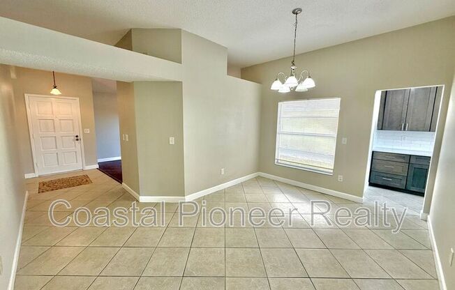 7216 HOLLOWELL DR