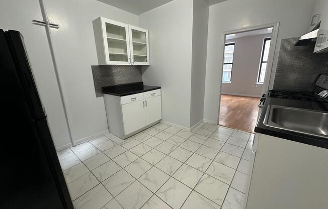 1 bed, 1 bath, $2,291.08, Unit 4FW