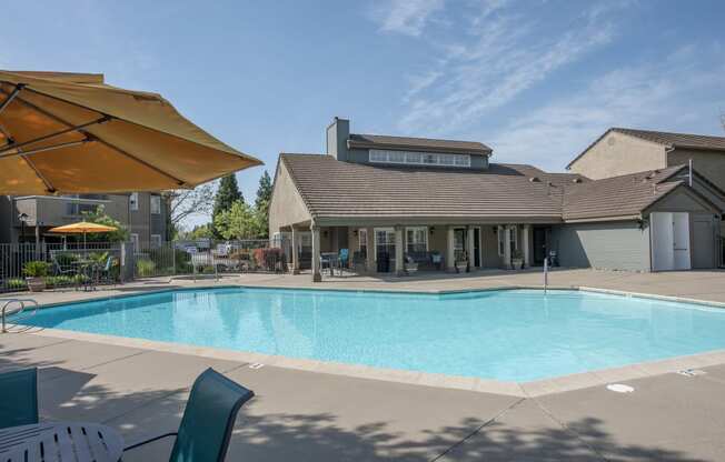 Canterbury Downs swimming pool and clubhouse view, Roseville, CA, 95678