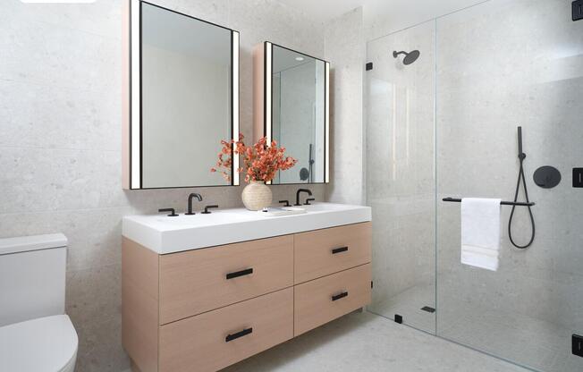 2 beds, 2 baths, $8,057, Unit 2102