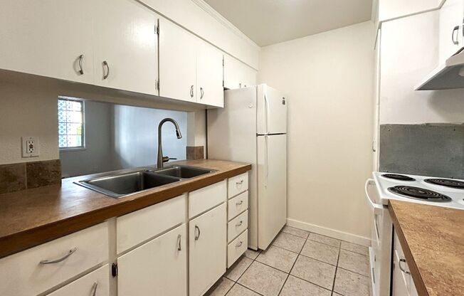 1 bed, 1 bath, 600 sqft, $999, Unit 15