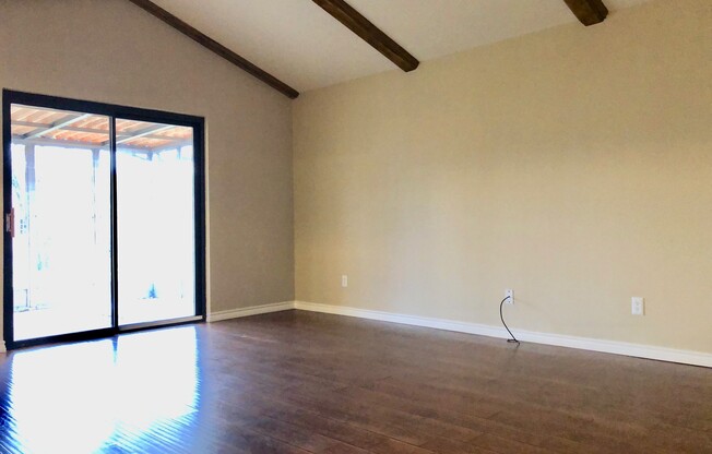 3 Bedroom / 2 Bath / 2 car garage
