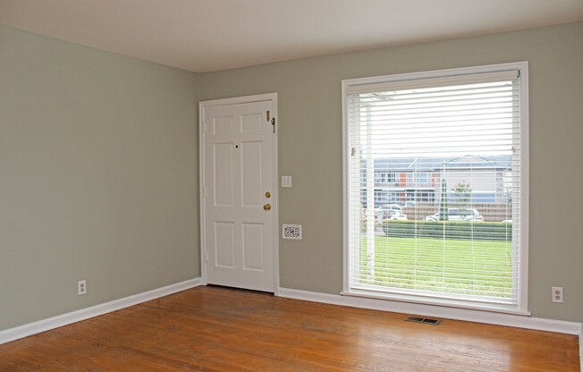 2 beds, 1 bath, 770 sqft, $1,495, Unit 5141