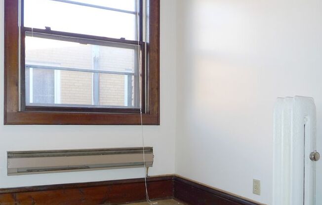 1 bed, 1 bath, 410 sqft, $1,135, Unit 9 - 301
