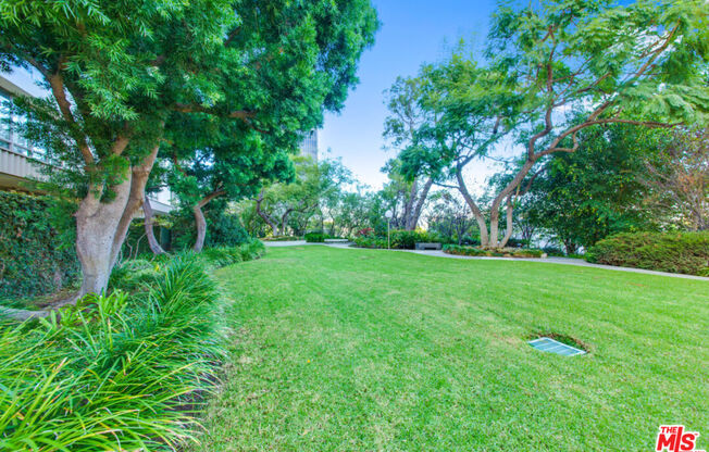 1 bed, 1 bath, 832 sqft, $4,450, Unit 1101