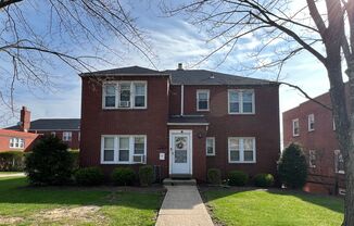 1 bed, 1 bath, 603 sqft, $990, Unit 621 Southcrest Drive #24