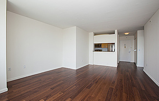 561 Tenth Ave