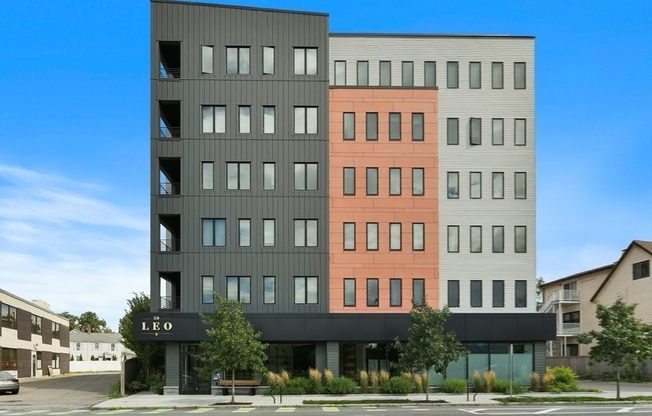 1 bed, 1 bath, 710 sqft, $3,000, Unit 401