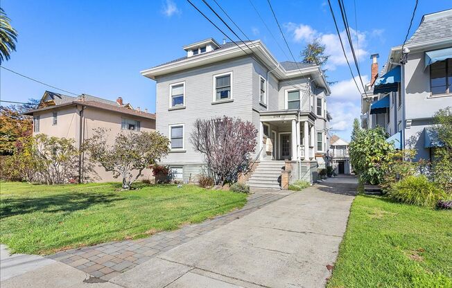 2149 Santa Clara Ave