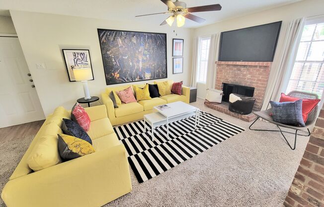 1 bed, 1 bath, 840 sqft, $1,330