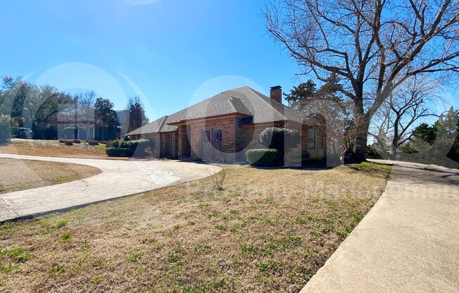 10 CYPRESS CT