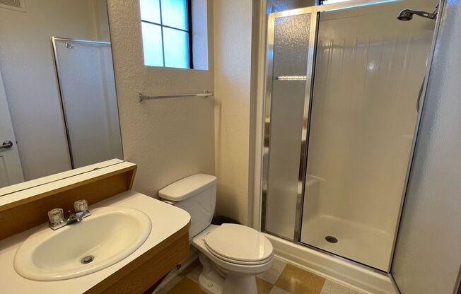 2 beds, 2 baths, $1,700, Unit Unit 1238