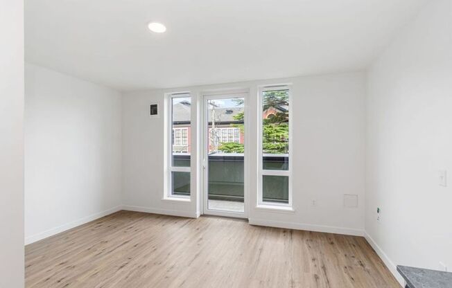 Studio, 1 bath, 304 sqft, $1,617, Unit 313