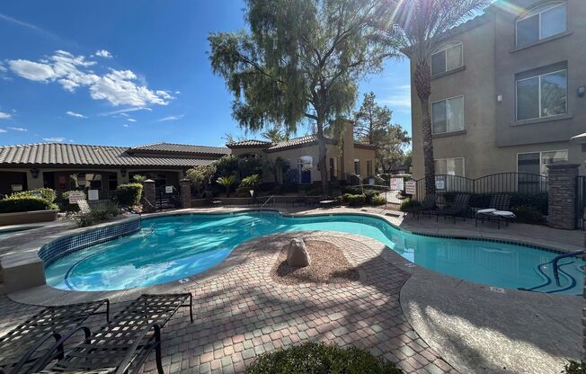 2 beds, 2 baths, $1,200, Unit # 2017