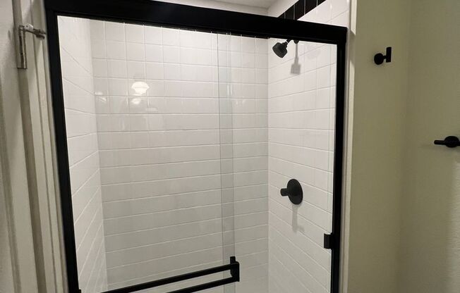 Studio, 1 bath, 254 sqft, $1,795, Unit 101