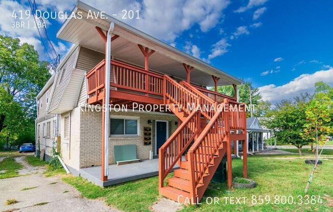 419 DOUGLAS AVE