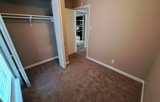 2 beds, 1 bath, 762 sqft, $1,260, Unit 3434