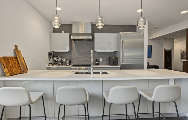 687 E 2 ST
