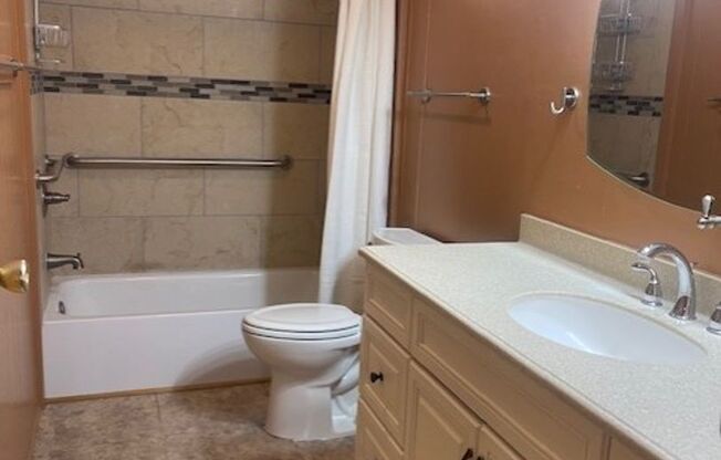 2 beds, 2 baths, $1,910