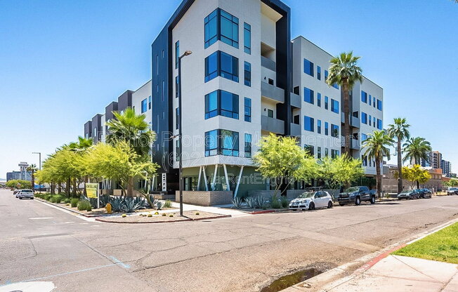 1130 N 2 ST